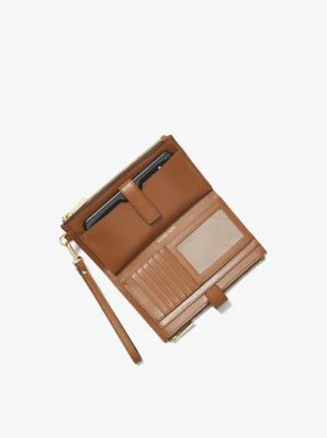 Adele Logo Stripe Smartphone Wallet - Image 3