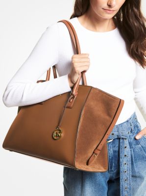 Avril Extra-Large Leather Top-Zip Tote Bag - Image 16