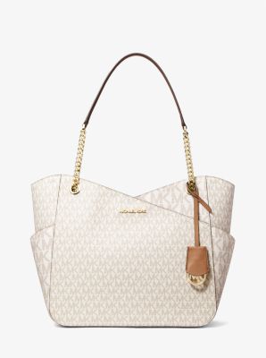 Jet Set Large Logo Shoulder Bag - Image 18