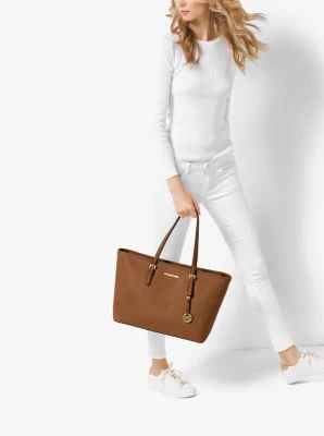 Jet Set Medium Saffiano Leather Top-Zip Tote Bag - Image 38