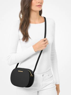 Jet Set Travel Medium Saffiano Leather Crossbody Bag - Image 10