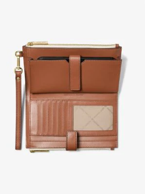 Jet Set Travel Signature Logo Smartphone Wallet - Image 9