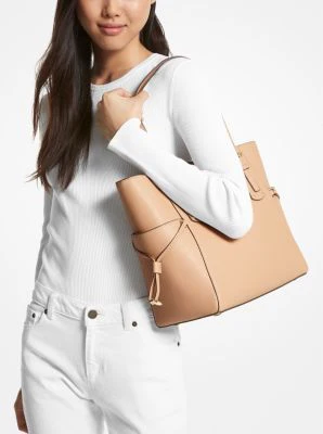Voyager Small Saffiano Leather Tote Bag - Image 4